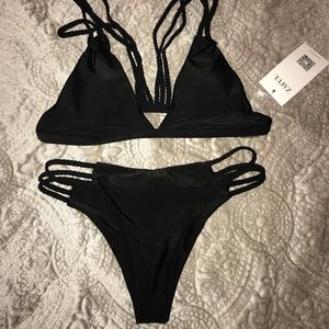 NWT Size Small Black Zaful Bikini